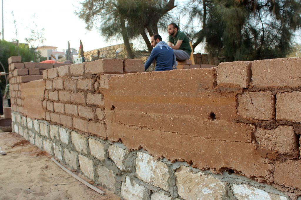 The combined techniques of CEB and rammed earth wall @IUSD
